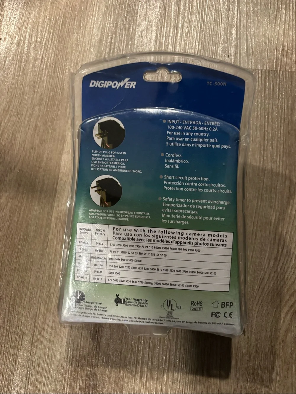Digipower travel charger